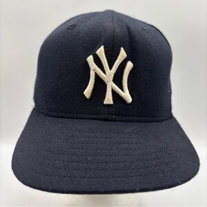 Vintage New York Yankees Men 7 1/8 Blue 96 World Series New Era 5950 Diamond Hat